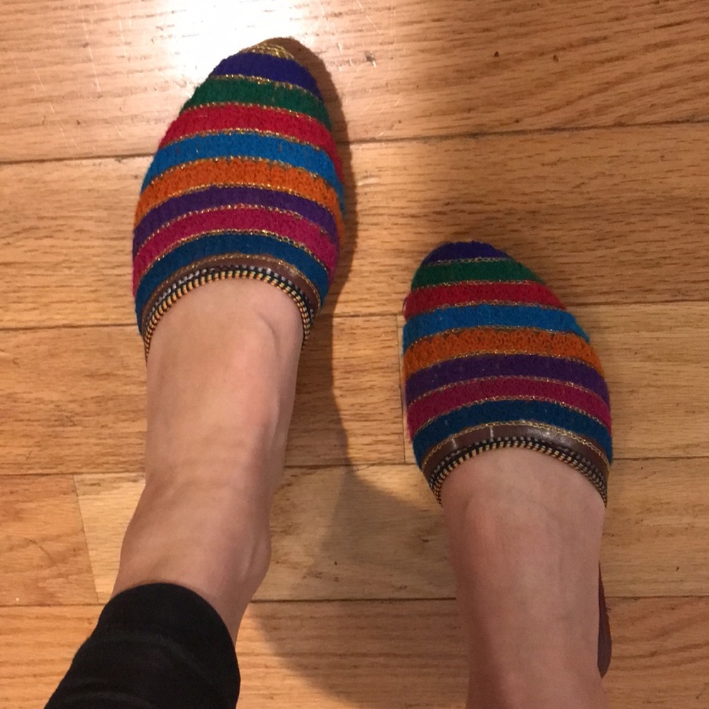 1 Day Left to Ship! 
Hand Crafted Indian Mules Size 38 🦋